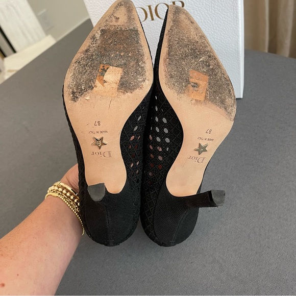 Christian Dior Black Mesh Lace Cannage Pump | Size 7/37 - Picture 7 of 8